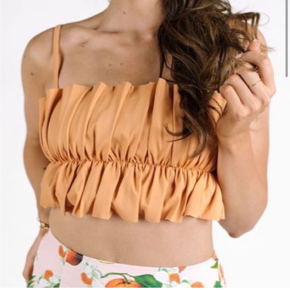 KORTNI JEANE Oversize Ruffle Top